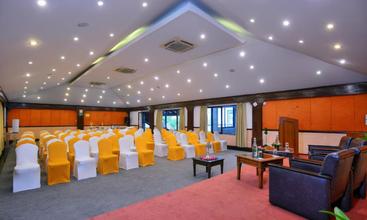 Hotel Barahi Ποκάρα Εξωτερικό φωτογραφία