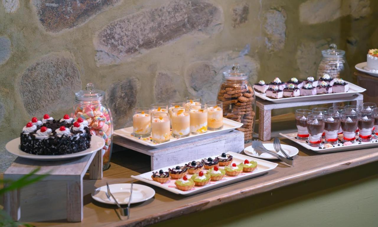 Hotel Barahi Ποκάρα Εξωτερικό φωτογραφία