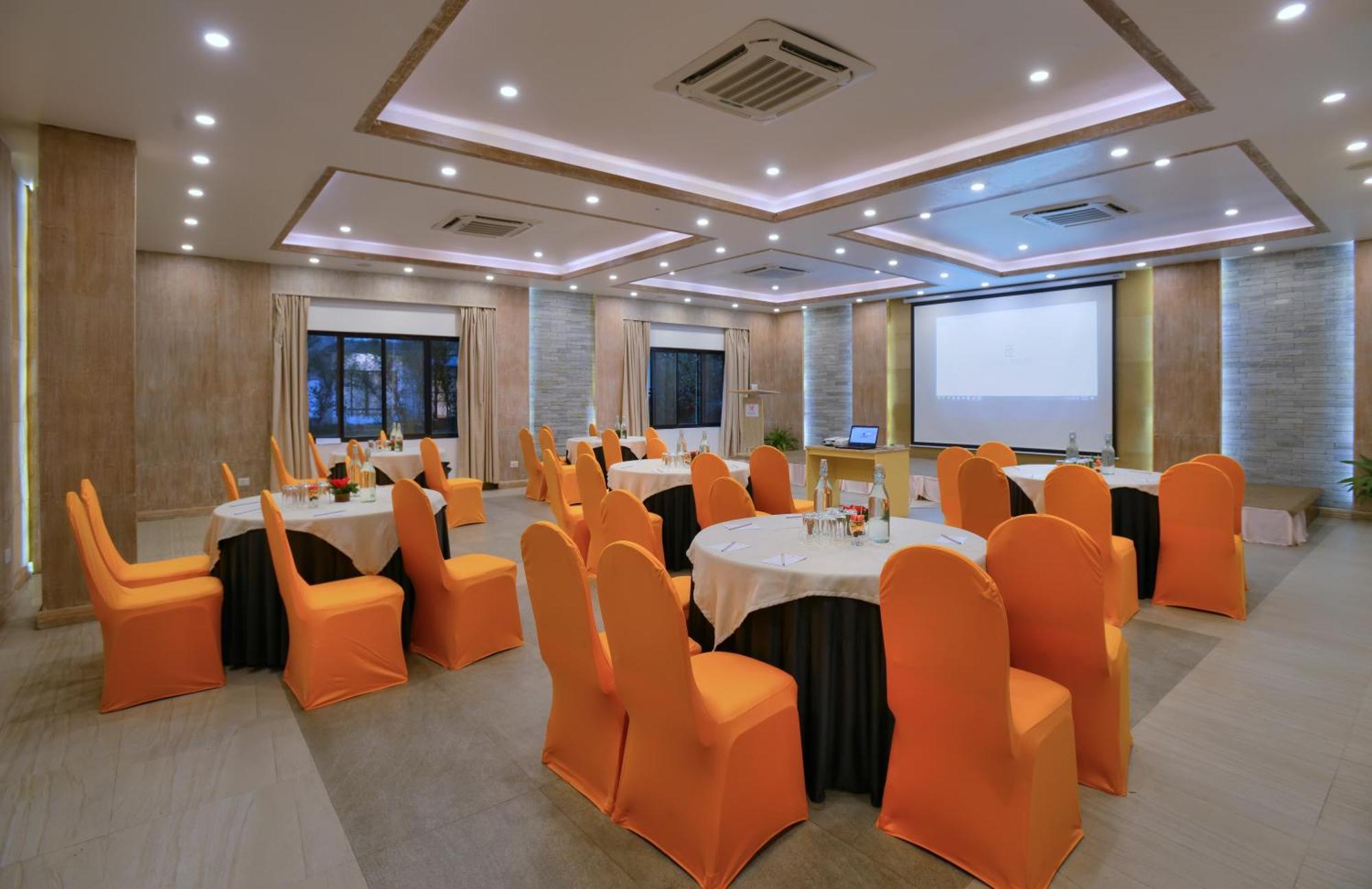 Hotel Barahi Ποκάρα Εξωτερικό φωτογραφία