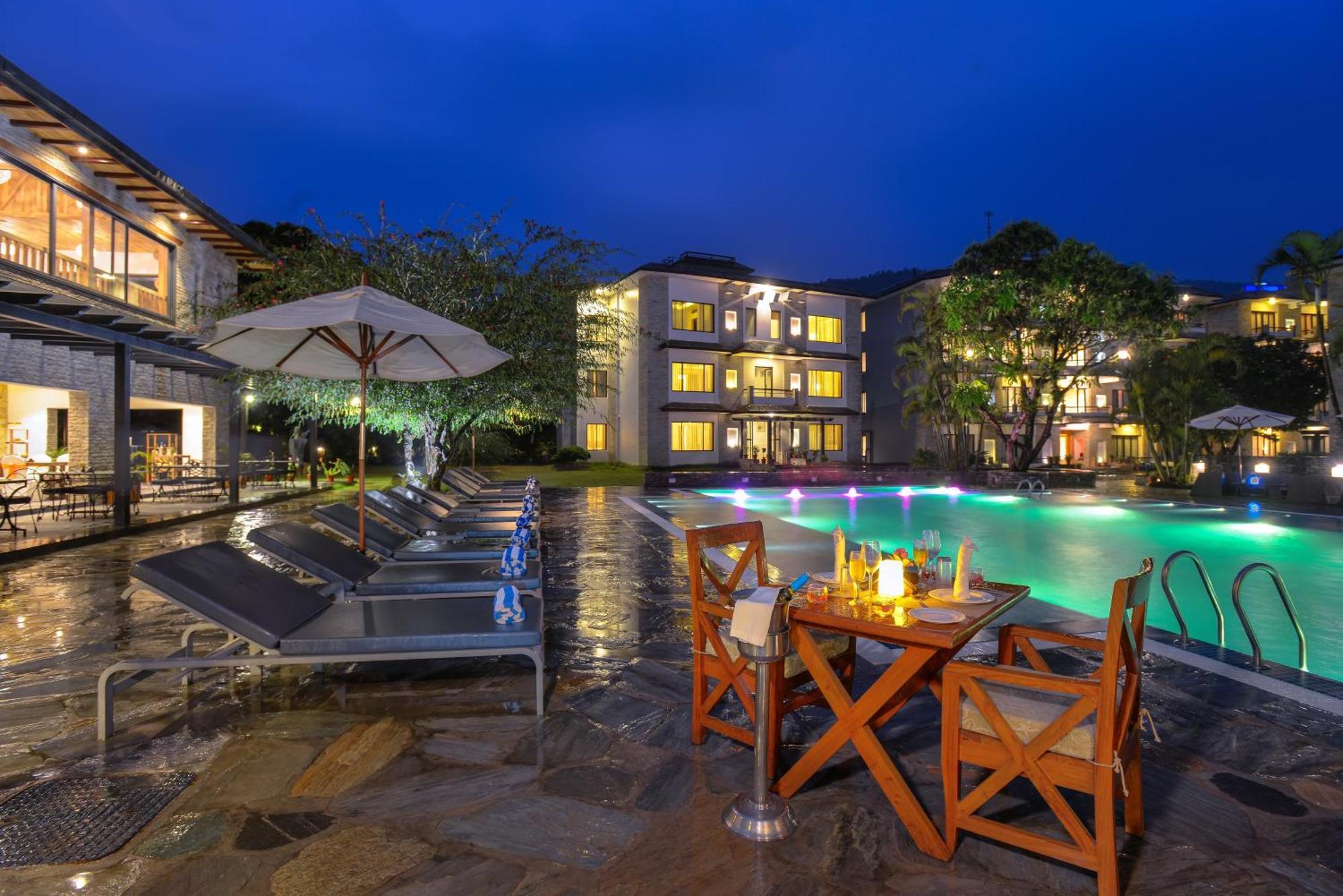 Hotel Barahi Ποκάρα Εξωτερικό φωτογραφία