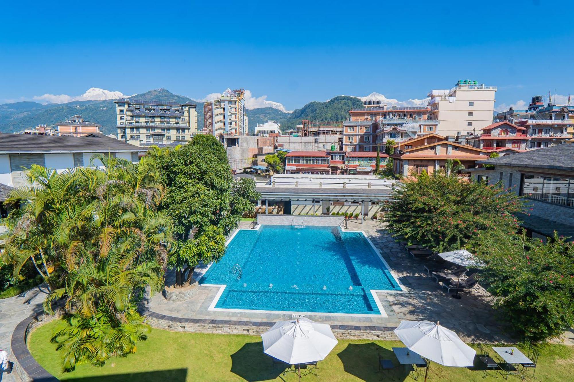 Hotel Barahi Ποκάρα Εξωτερικό φωτογραφία
