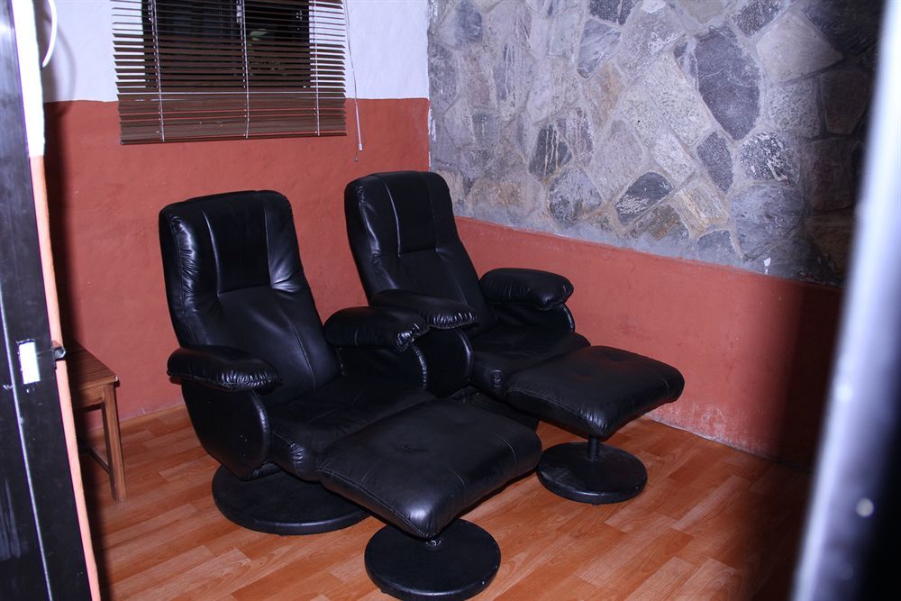 Hotel Barahi Ποκάρα Εξωτερικό φωτογραφία